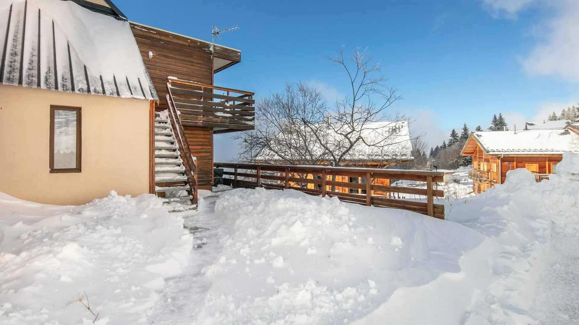 Апартаменты Le Bleuet - Vue Montagne Pistes Accessibles A Pied Шамрусс